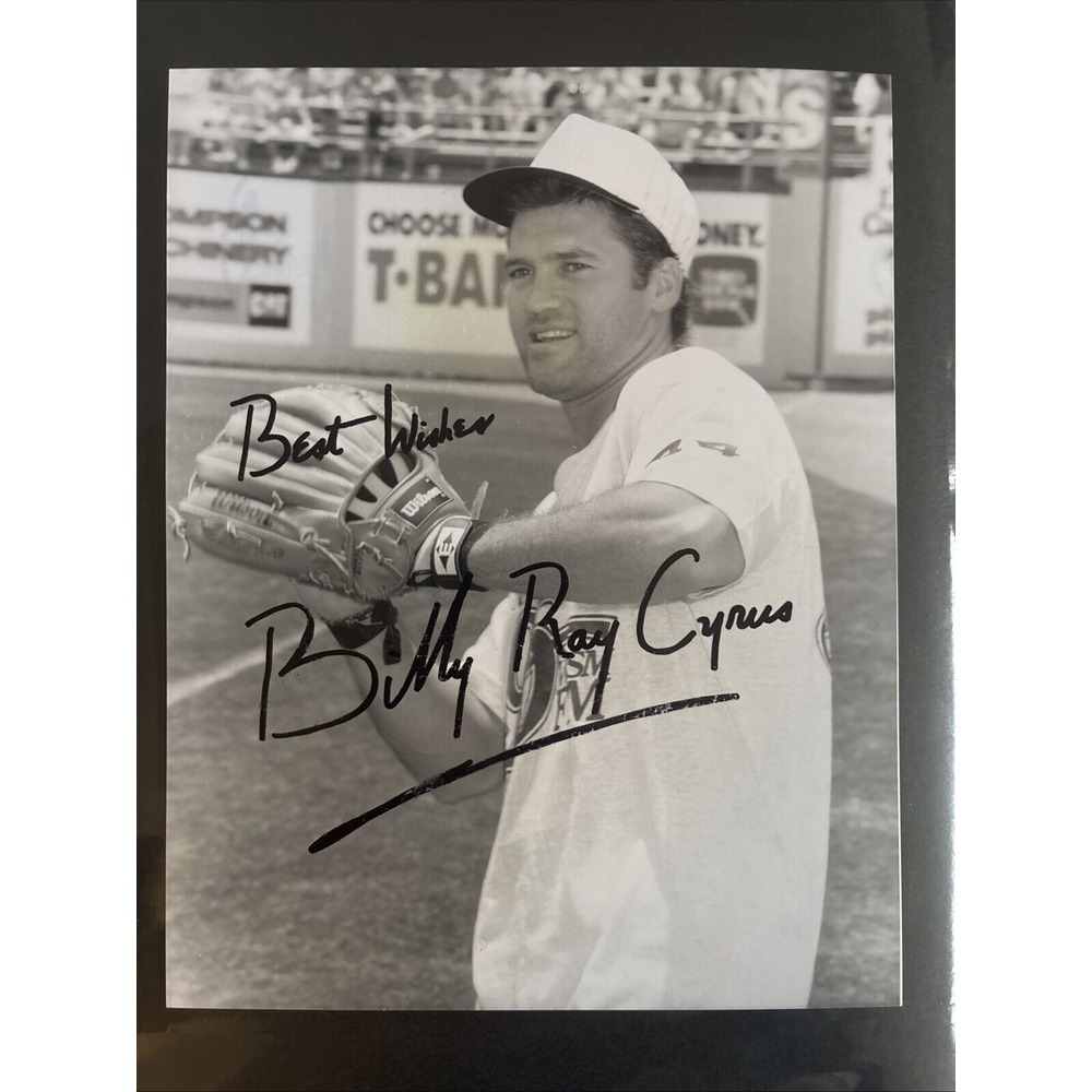 BILLY RAY CYRUS  Autographed signed photo‎ 9"x7"